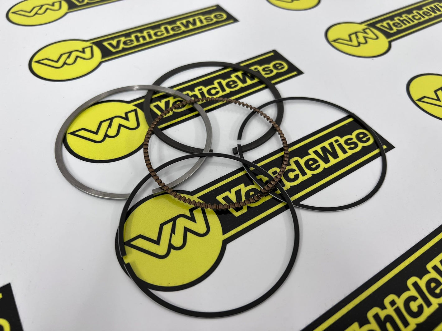 Pistons liners & Rings