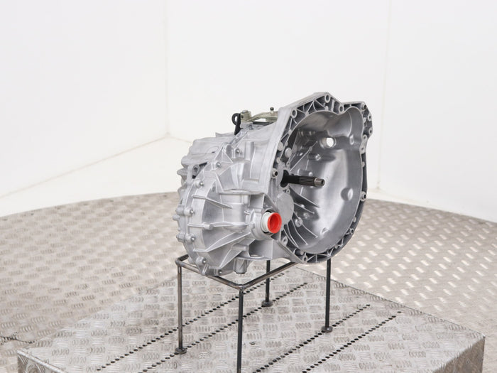 The Smart Choice: Why Reconditioned Gearboxes from VehicleWise Outshine New and Used Options